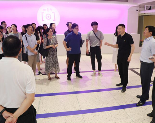 共創(chuàng  )、共享、共融、共生